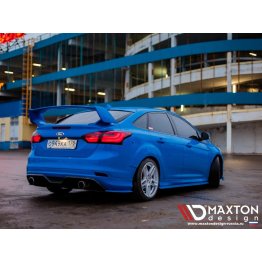 Накладки сплиттеры на пороги на Ford Focus III RS рестайл